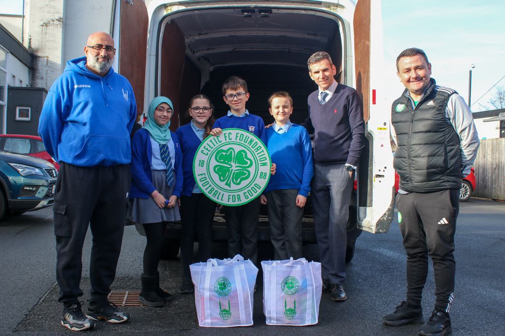 Foundation and Islamic Relief UK help feed 600 individuals and families